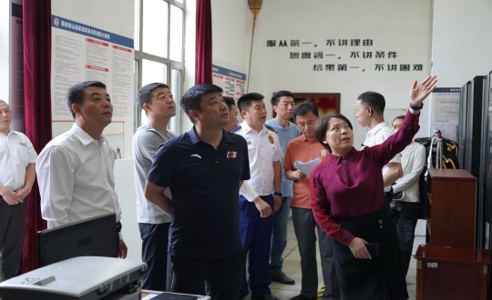33.李琼华总经理接待吉林省督导组有关辅导对酒店公司进行安全综合结合查抄_副本.jpg 33.李琼华总经理接待吉林省督导组有关辅导对酒店公司进行安全综合结合查抄_副本.jpg