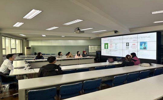26.健康产业集团健康居家服务事业部进行“华为数字人”学习互换会_副本.jpg 26.健康产业集团健康居家服务事业部进行“华为数字人”学习互换会_副本.jpg