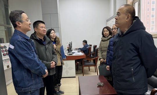 2024年1月17日，，，区人大常委会副主任徐景宝一行莅临供热总公司调研走访_副本.jpg