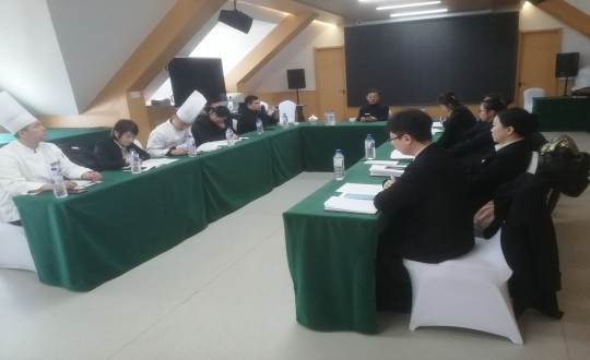 5.长白山金沙js800000酒店组织召开治理人员会议（调整一下清澈度）_副本.jpg