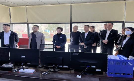 9.白山市昌泰集团物业同业至长影世纪村小区实地参观学习服务治理经验_副本.jpg 9.白山市昌泰集团物业同业至长影世纪村小区实地参观学习服务治理经验_副本.jpg